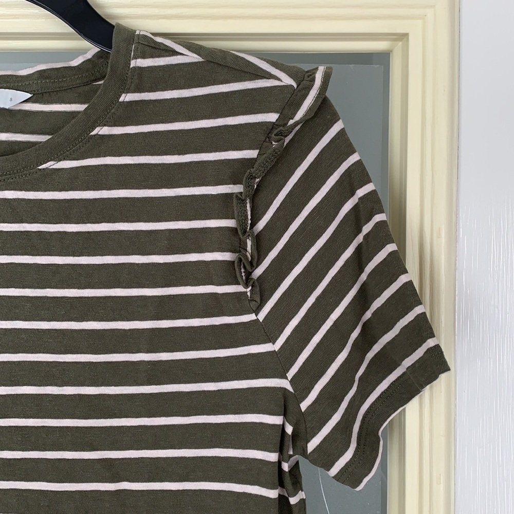 Lucky Brand Short Sleeved Striped Shirt Size Small - Picture 2 of 7
